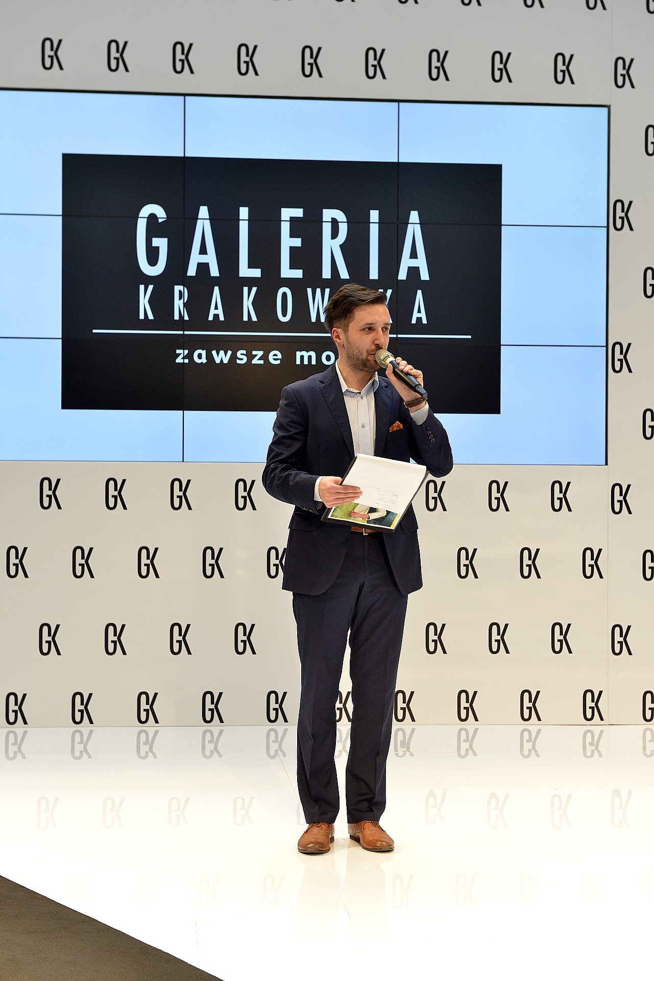 Konferansjer – Galeria Krakowska
